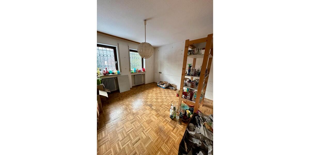 Einfamilienhaus Villingen-Schwenningen Schwenningen - 6 Zimmer, 150 m&sup2;, 329.000&euro; | Angebot:26811599