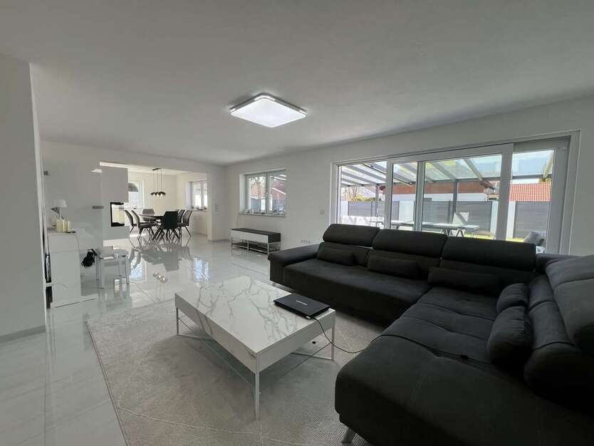 Haus zum Kaufen in Reutti 1.200.000 € 210 m²