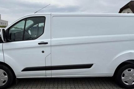 Ford Transit Custom 59.000 km 19.690 € München 81541