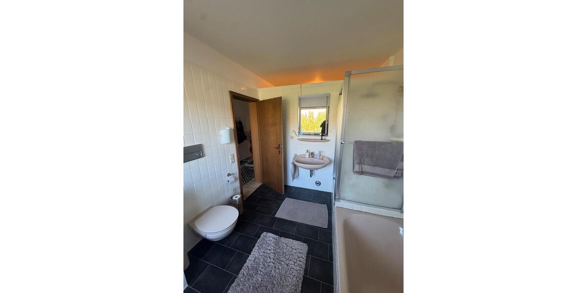 Erdgeschoßwohnung Bestwig - 3.5 Zimmer, 115 m&sup2;, 750&euro; | Angebot:26321255