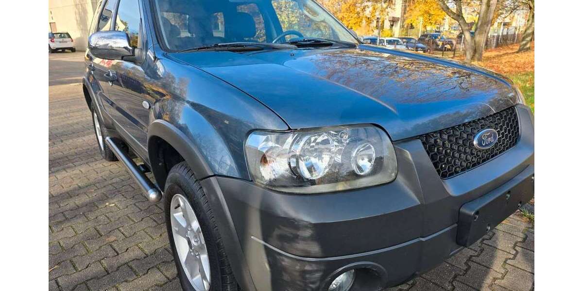 Ford Maverick 114.797 km 3.499 &euro; Berlin 12349