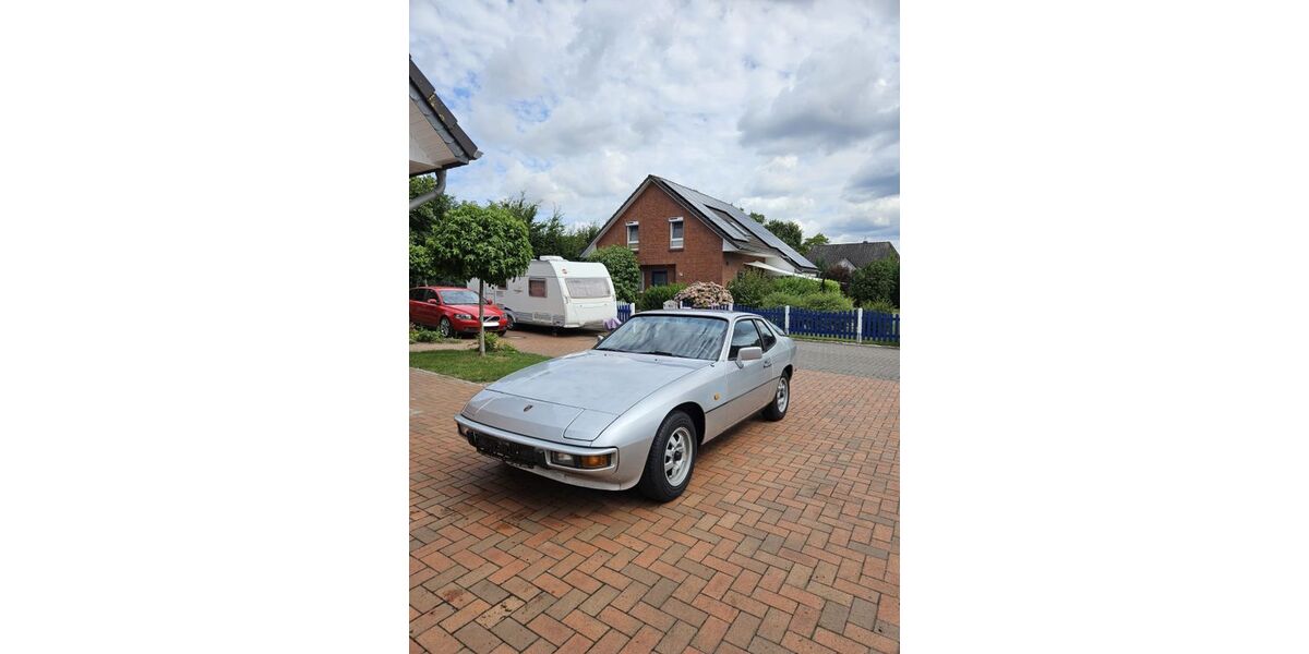 Porsche 924 50.888 km 4.850 &euro; Bassum 27211