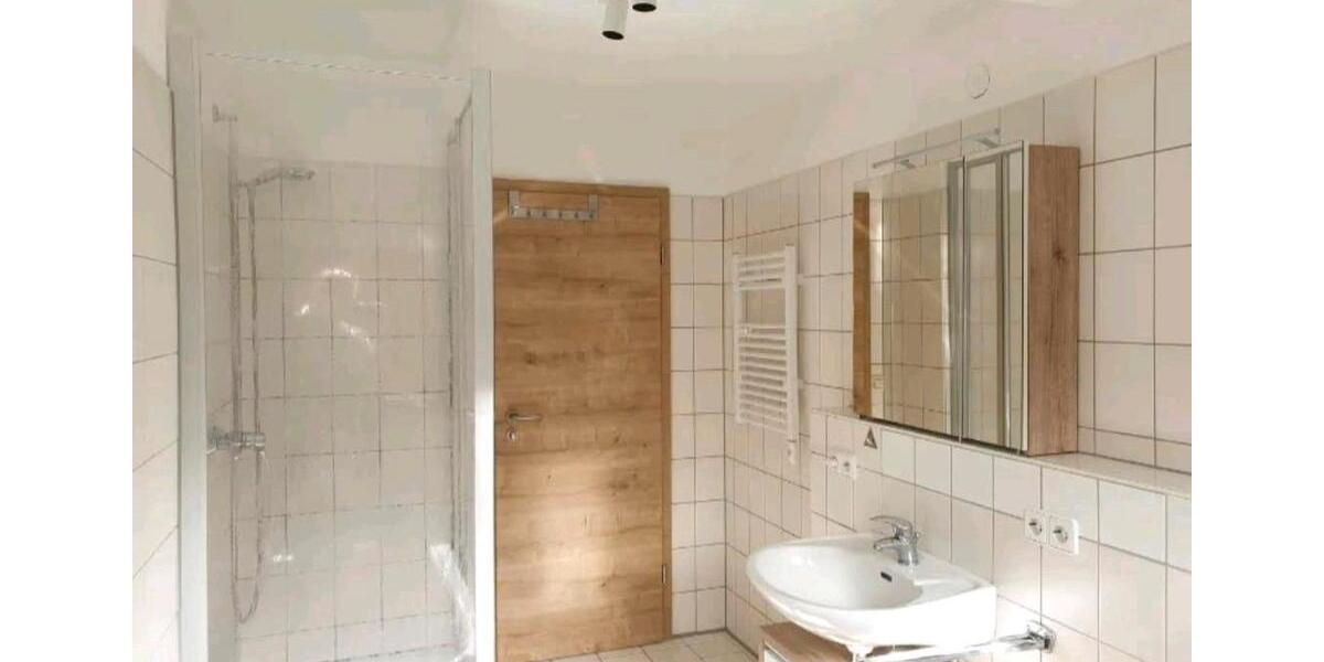 Dachgeschoßwohnung Rottenburg am Neckar - 2 Zimmer, 65 m&sup2;, 280.000&euro; | Angebot:26267120