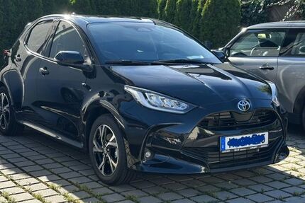 Toyota Yaris 9.990 km 22.390 &euro; Ismaning 85737