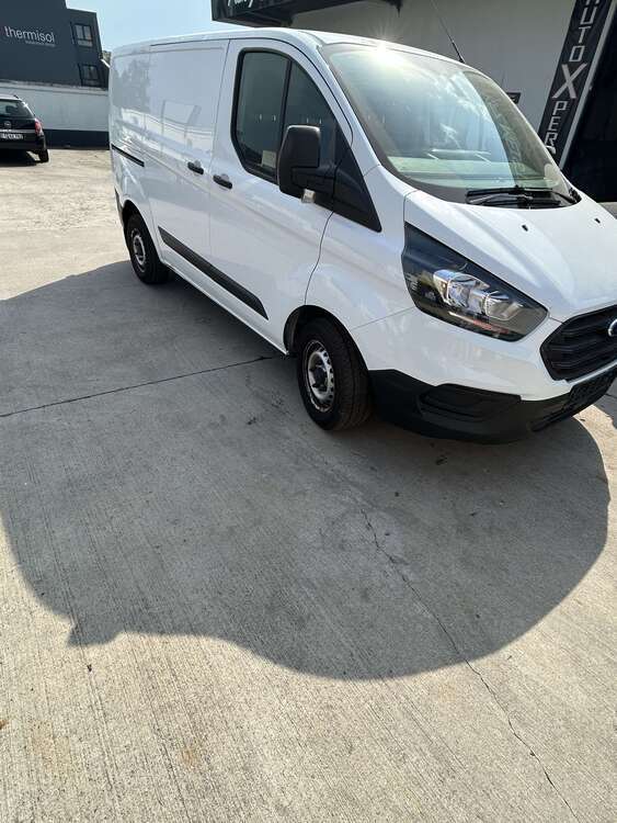 Transit Custom