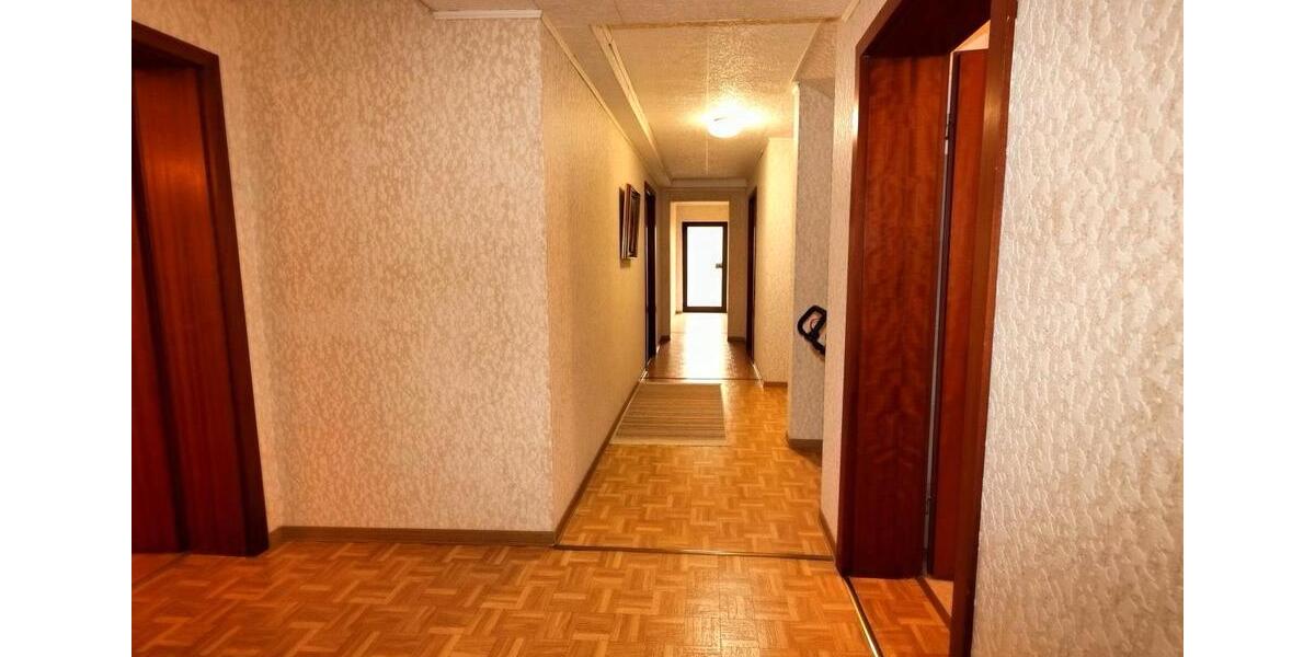 Einfamilienhaus Herborn - 5 Zimmer, 170 m&sup2;, 1.750&euro; | Angebot:26272350