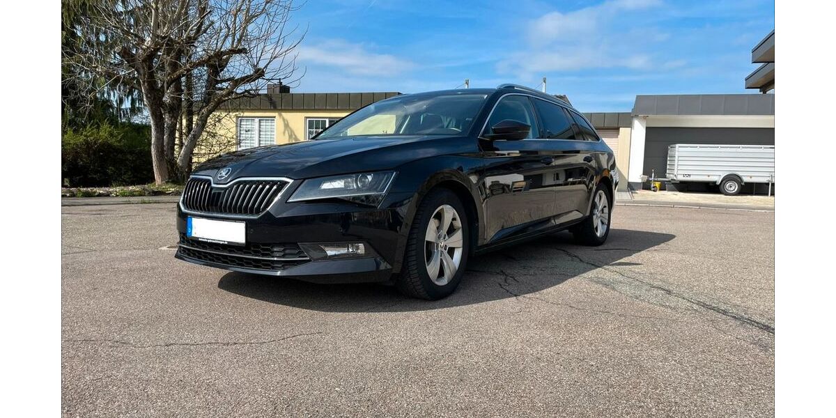 Skoda Superb 111.700 km 16.999 &euro; Finsing 85464