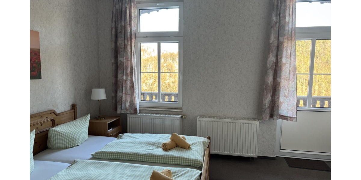 Historisches Hotel Schwarzaburg - Gewerbeobjekt Schwarzburg | Angebot:25414977