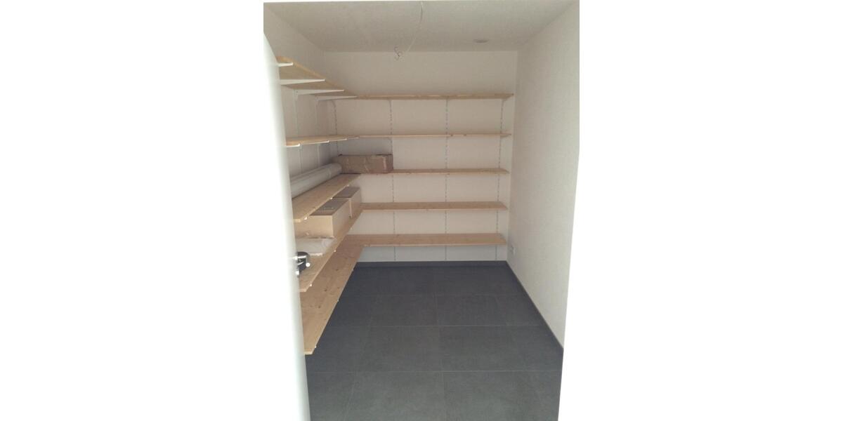 Teilmöblierte, neuwertige 2 Zimmerwohnung Terrasse 1-2 Erw 2 zimmer