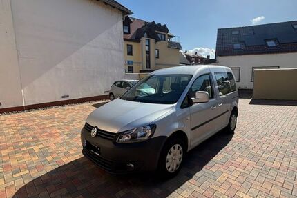 VW Caddy 95.500 km 8.200 &euro; Bad Düben 04849