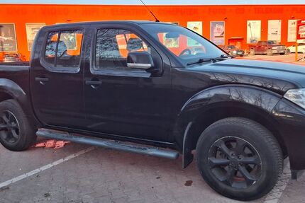 Nissan Navara 245.000 km 6.800 &euro; Berlin 10787