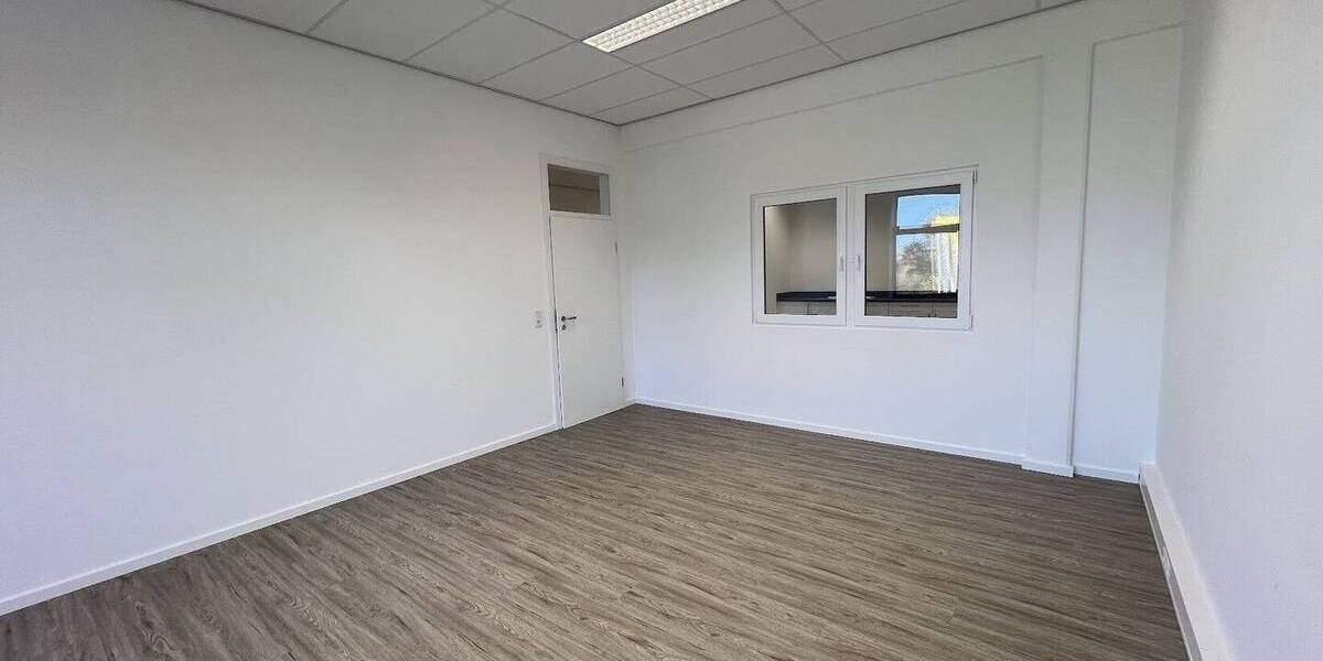 Gewerbeobjekt Kranenburg Nütterden - 4 Zimmer, 187 m&sup2;, 1.919&euro; | Angebot:23965603