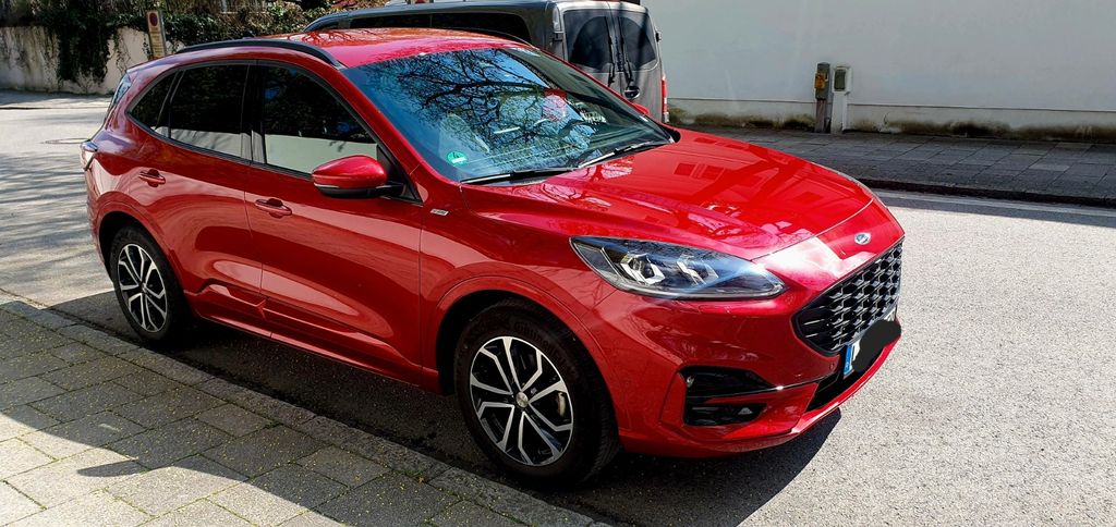 Ford Kuga 17.600 km 19.500 &euro; München 80805