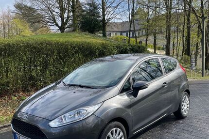 Ford Fiesta 97.300 km 5.200 &euro; Bonn 53173