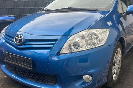 Toyota Auris 156.000 km 4.999 € Edenkoben 67480