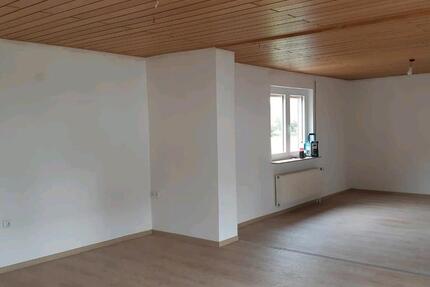 Wohnung Mücke - 4 Zimmer, 98 m&sup2;, 700&euro; | Angebot:26412905
