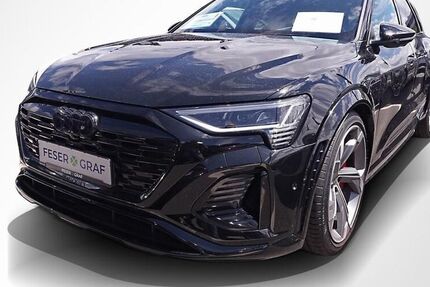 Audi SQ8 e-tron
