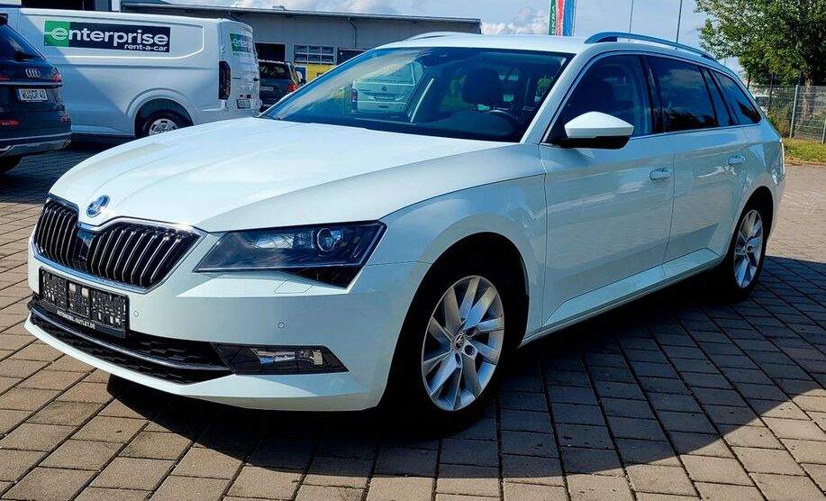 Skoda Superb 172.000 km 17.490 € Reichenberg,Albertshausen 97234