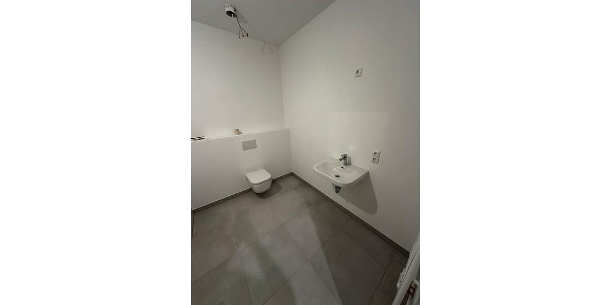 Exklusive 5-Zimmer-Wohnung am Markt in Gera inklusive Aufzug 5 zimmer