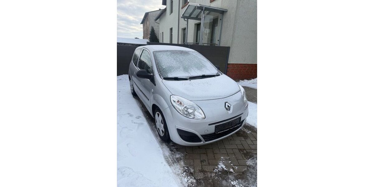 Renault Twingo 96.000 km 2.990 &euro; Gielow 17139