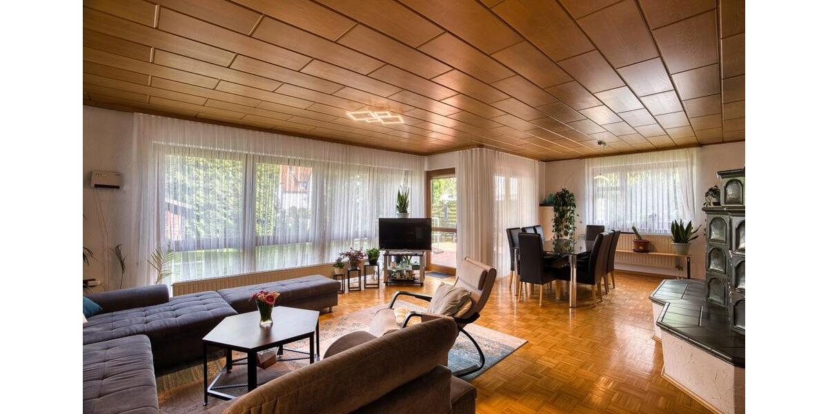 Einfamilienhaus Lauenförde - 6 Zimmer, 201 m&sup2;, 369.500&euro; | Angebot:26835900
