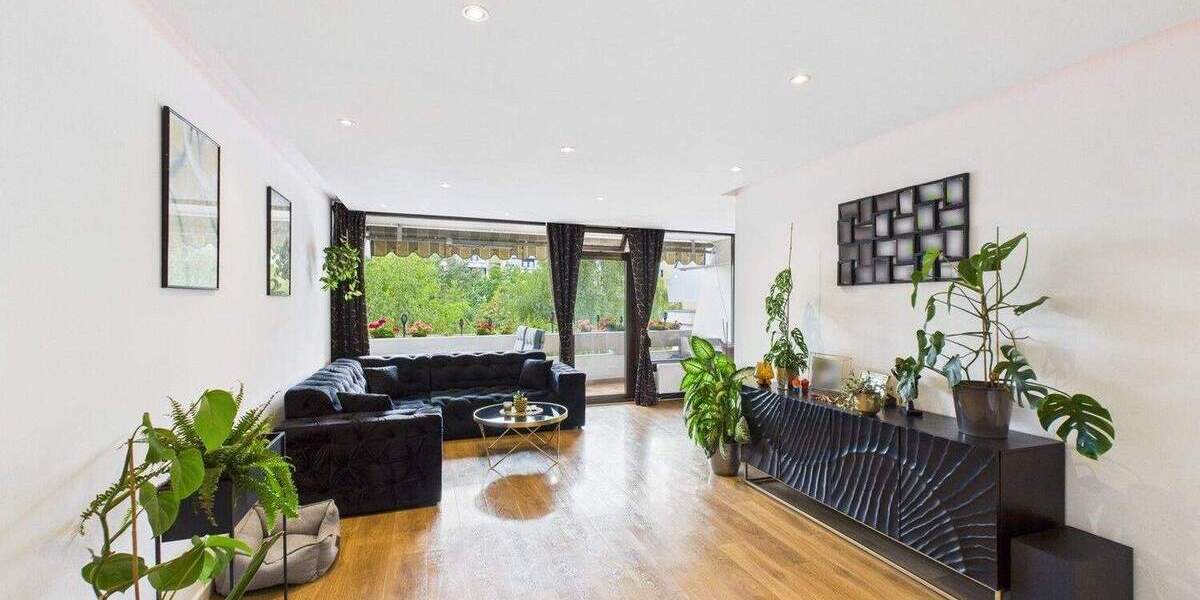 Lichtdurchflutete, moderne 3-Zimmer-Etagenwohnung mit zwei Balkonen, Gäste-WC & Garage 3 zimmer