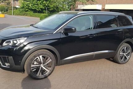 Peugeot 5008 96.400 km 18.200 &euro; Bunde 26831