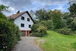 Naturverbunden wohnen: 7-Zimmer-Haus mit großem Grundstück zimmer