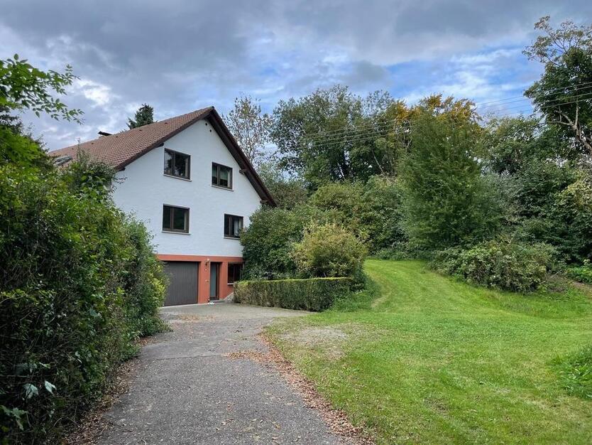 Naturverbunden wohnen: 7-Zimmer-Haus mit großem Grundstück zimmer