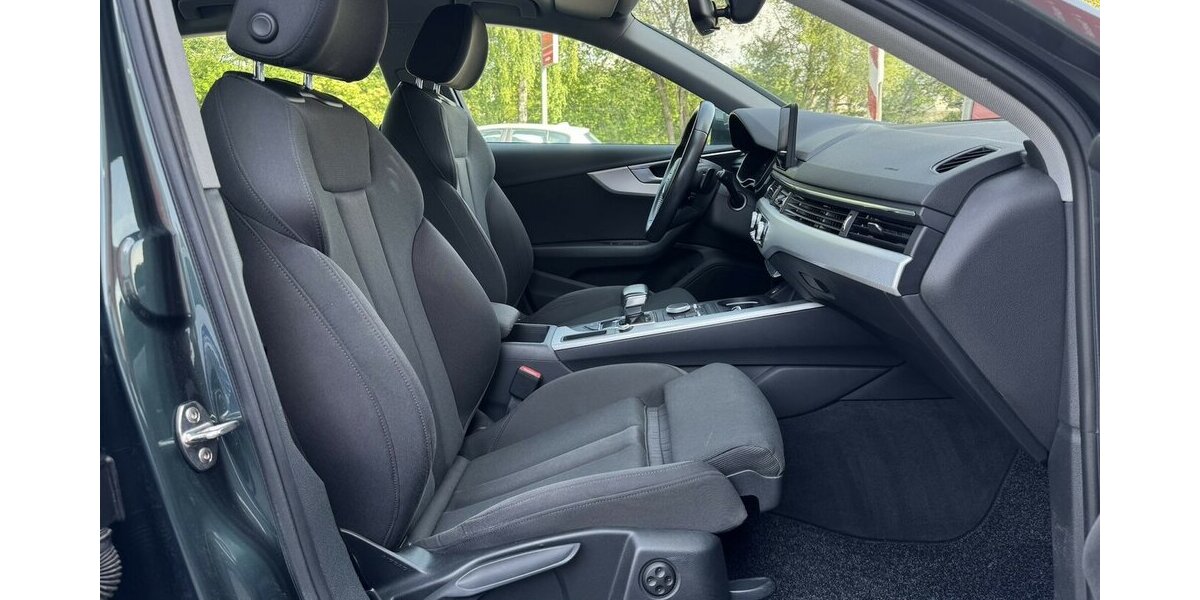 Audi A4 2.0 TDI AVANT SPORT ULTRA S-LINE/AHK/DSP/NAVI 107.607 km 16.800 &euro; Villingen-Schwenningen 78054