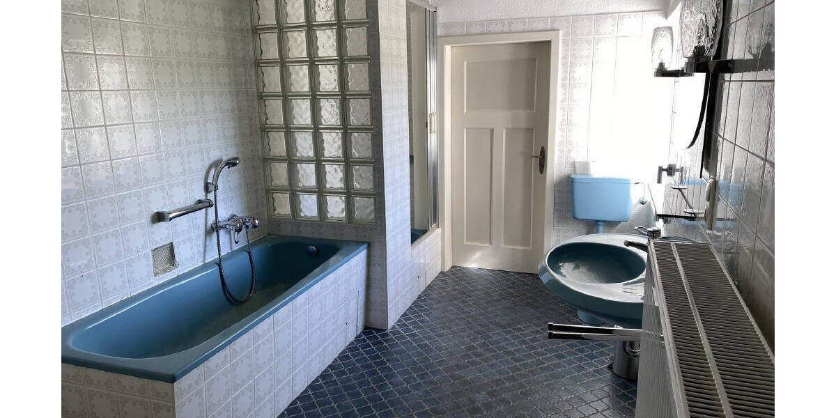 Einfamilienhaus Balve-Langenholthausen Balve - 8 Zimmer, 175 m&sup2;, 290.000&euro; | Angebot:26202065