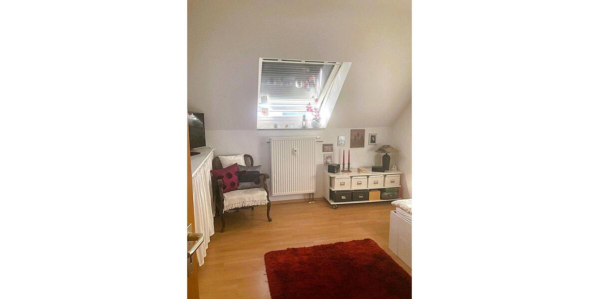 Dachgeschoßwohnung Neu-Ulm Burlafingen - 2 Zimmer, 55 m&sup2;, 715&euro; | Angebot:26348755