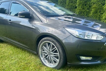 Ford Focus 138.000 km 6.300 € Hamburg 22393