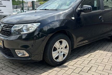 Dacia Sandero 47.800 km 6.900 &euro; Lübeck 23556