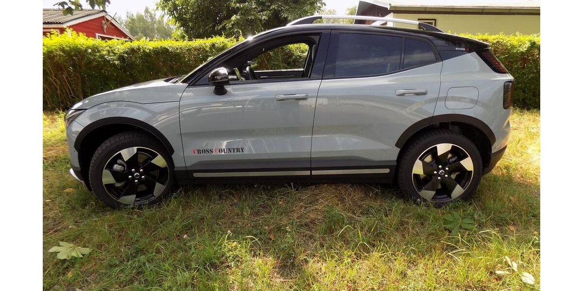 Volvo EX30 8.590 km 36.500 &euro; Neukirchen 04552