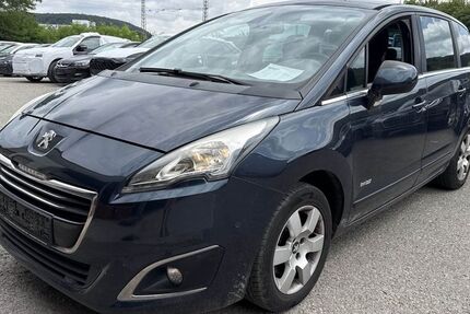 Peugeot 5008 199.980 km 4.299 &euro; Dortmund 44149