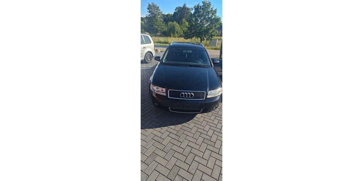Audi A4 320.000 km 2.200 &euro; Groß oesingen 29393