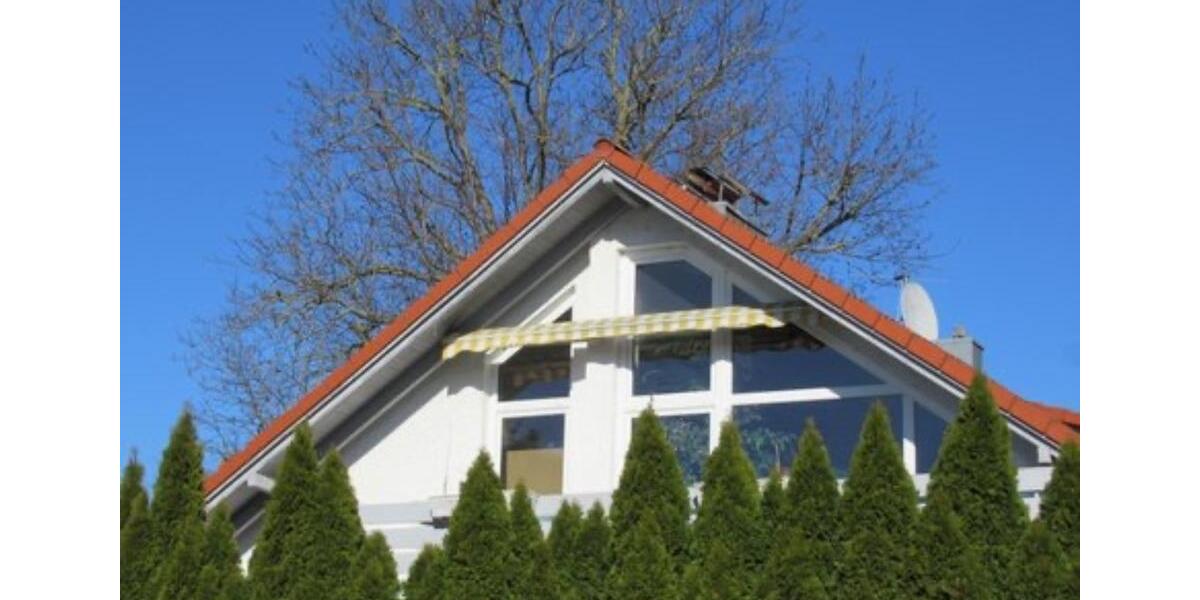 Dachgeschoßwohnung Schöneck - 4 Zimmer, 94 m&sup2;, 1.150&euro; | Angebot:25354710