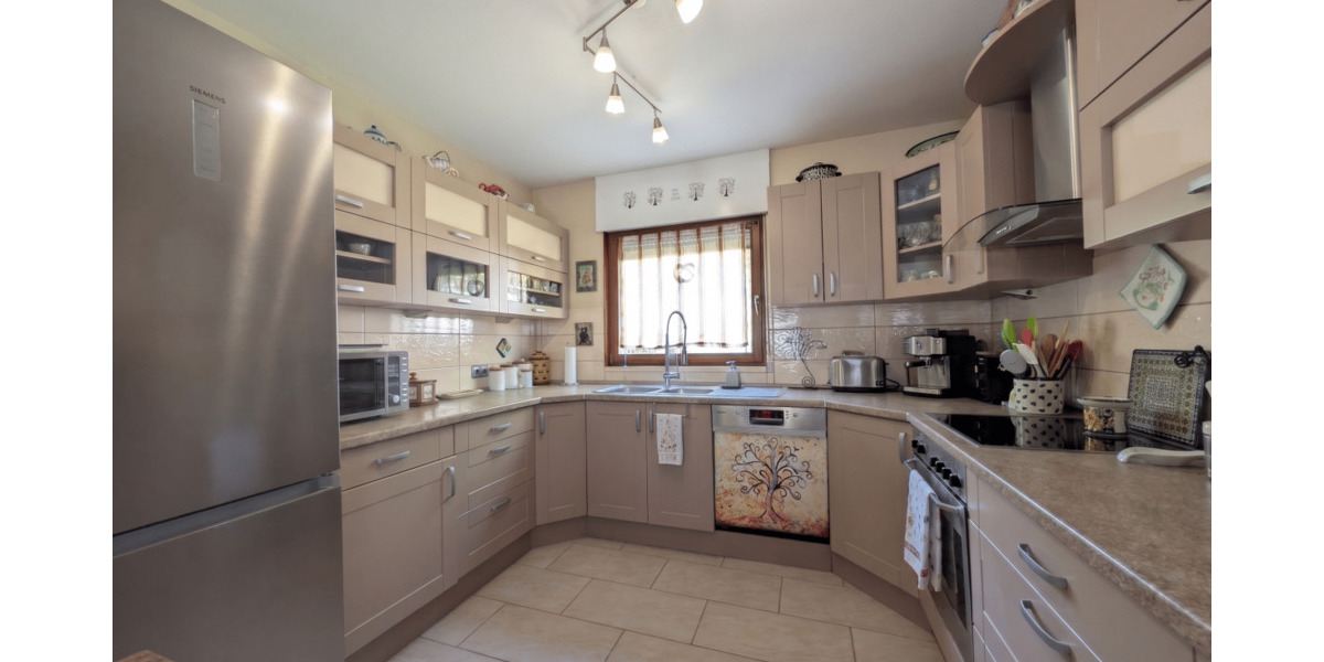 Einfamilienhaus Kaiserslautern Dansenberg - 7 Zimmer, 215 m&sup2;, 438.000&euro; | Angebot:26881480