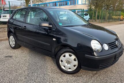 VW Polo 182.000 km 2.499 &euro; HENSTEDT ULZBURG 24558