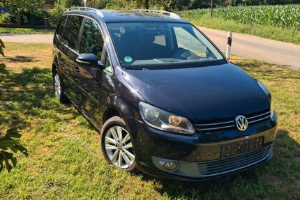 VW Touran 232.661 km 5.200 &euro; Recke 49509