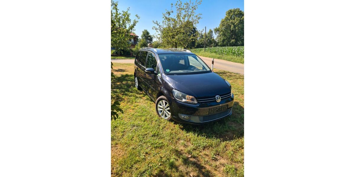 VW Touran 232.661 km 5.200 &euro; Recke 49509