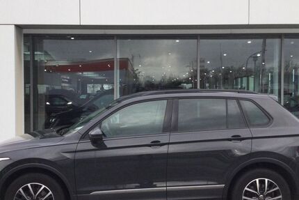 VW Tiguan 107.700 km 24.990 &euro; Niebüll 25899