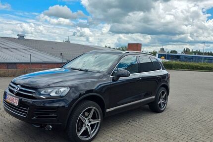 VW Touareg 231.000 km 11.900 &euro; Rosdorf 37124