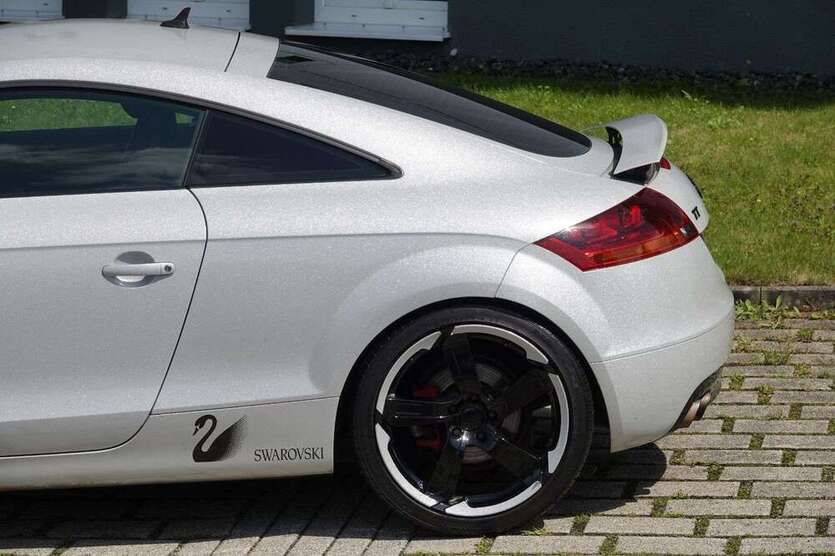 TT
