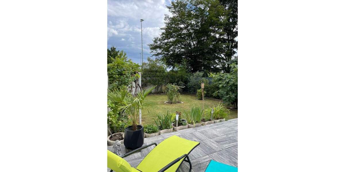 Frankfurt | Exklusives Einfamilienhaus mit Sauna, Kamin & Wintergarten – Privat 5 zimmer