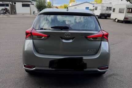 Toyota Auris 176.000 km 7.000 &euro; Stuttgart 70182