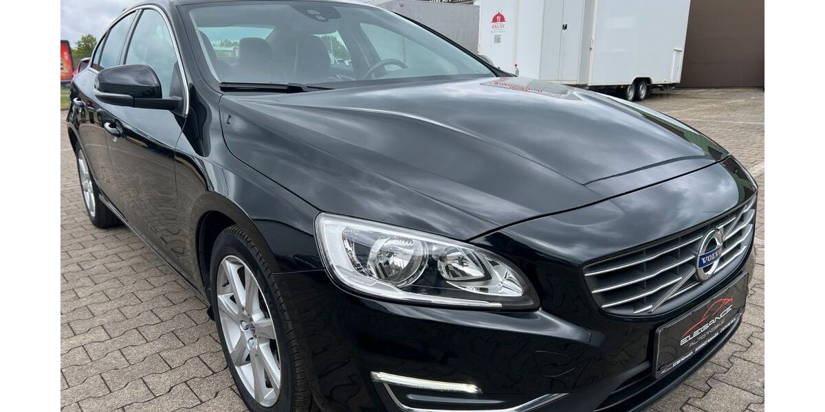 Volvo S60 85.000 km 12.850 &euro; Nörvenich 52388