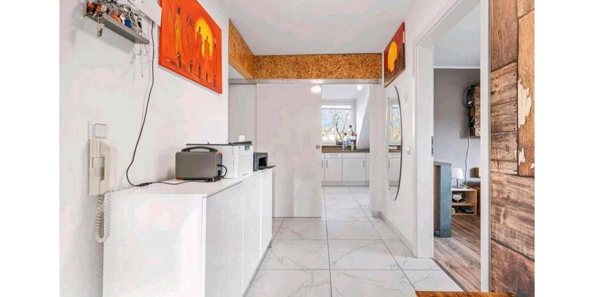 Dachgeschoßwohnung Pforzheim - 3.5 Zimmer, 72 m&sup2;, 215.000&euro; | Angebot:25220219