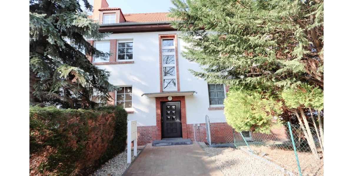 Exclusive 6 Zimmer Direktorenwohnung über 2 Ebenen - Balkon - Gäste WC - Keller - Gartenanteil 6 zimmer